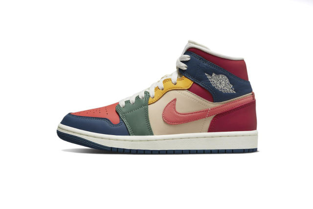Jordαn 1's Mid SE Multi Color (2022) DN3738-400