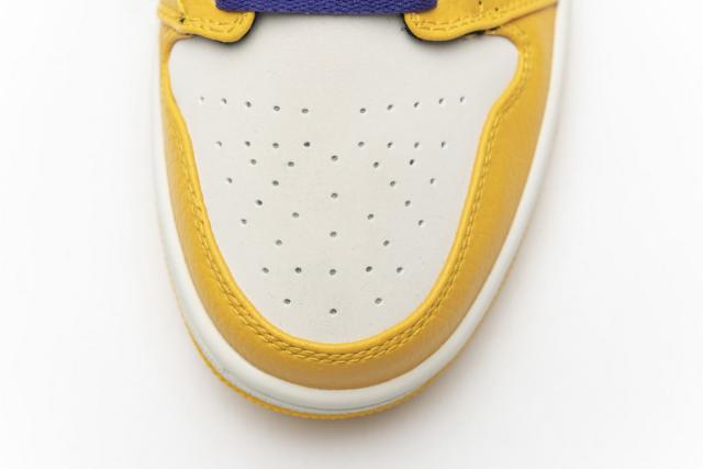 Air Jordαn 1's Mid SE Lakers 852542-700