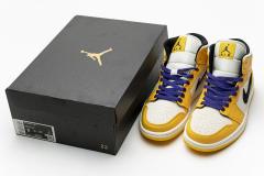 Air Jordαn 1's Mid SE Lakers 852542-700