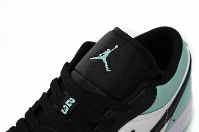 Jordαn 1's Low Emerald Toe 553558-117