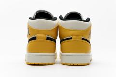 Air Jordαn 1's Mid SE Lakers 852542-700