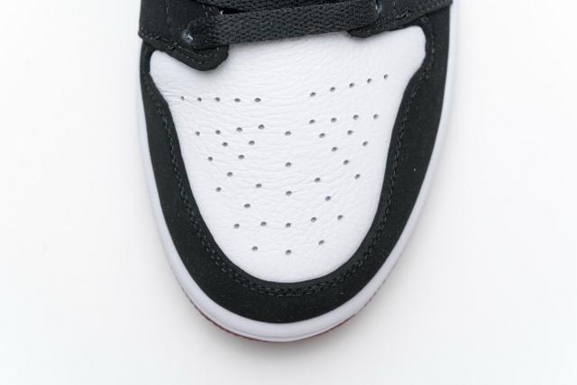 Air Jordαn 1's Black Toe 553558-116