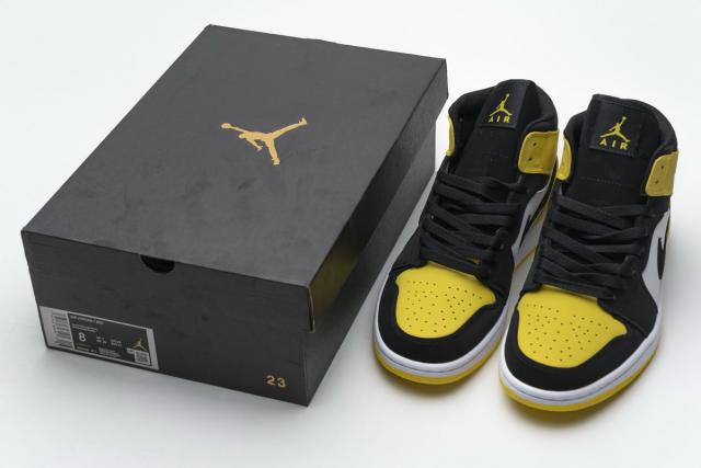 Air Jordαn 1's Mid Yellow Toe Black 852542-071