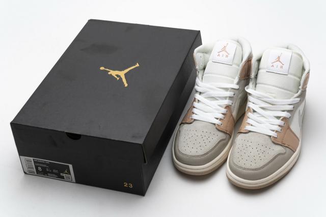 Air Jordαn 1's Mid Milan CV3044-100