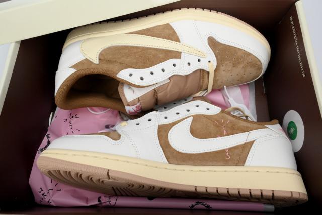 Air Jordαn 1's Travis Scott OG Sail Shy Pink DM7866-106