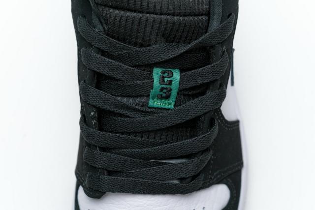 Jordαn 1's White Black Mystic Green 553558-113