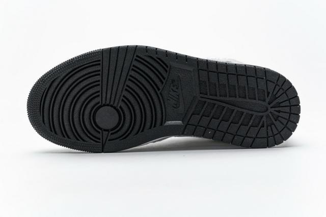 Jordαn 1's Mid SE Disco Metallic Silver (W) CU9304-001