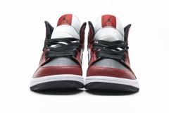 Air Jordαn 1's Mid Chicago Black Toe 554725-069