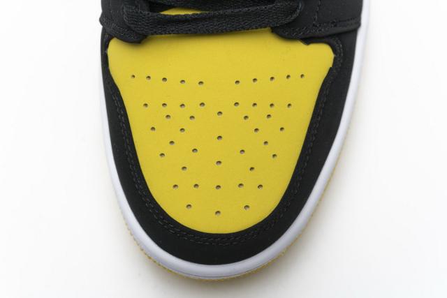 Air Jordαn 1's Mid Yellow Toe Black 852542-071