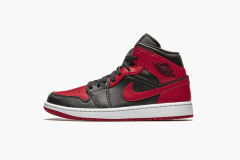 Air Jordαn 1's Mid Banned 554724-074