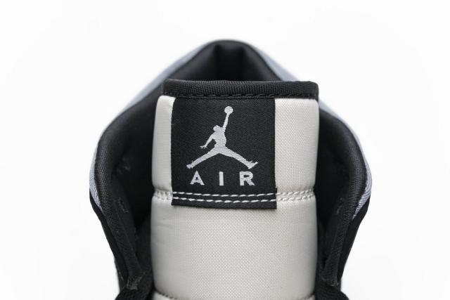 Air Jordαn 1's Mid Satin Grey Toe 852542-011