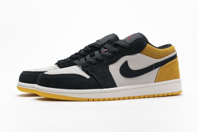 Air Jordαn 1's Low Sail University Gold Black 553558-127