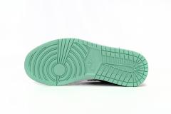 Jordαn 1's Low Emerald Toe 553558-117