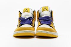 Air Jordαn 1's Mid SE Lakers 852542-700