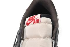 Travis Scott x Air Jordαn 1's Dark Mocha