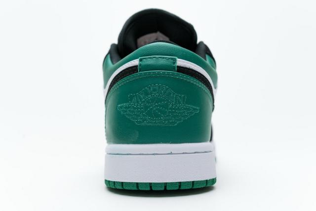 Jordαn 1's White Black Mystic Green 553558-113