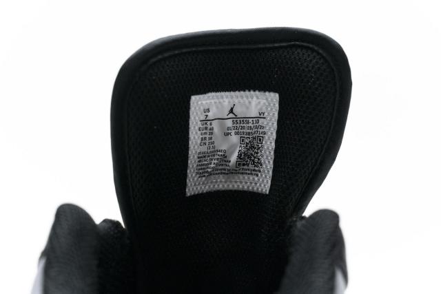 Jordαn 1's Low Grey Toe 553558-110