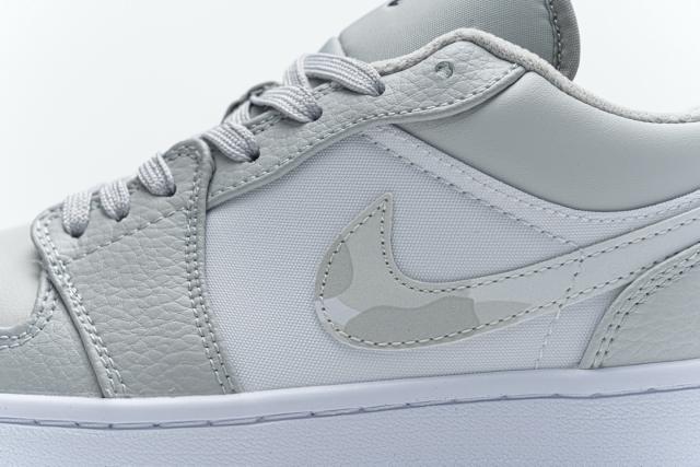 Jordαn 1's Low White Camo DC9036-100