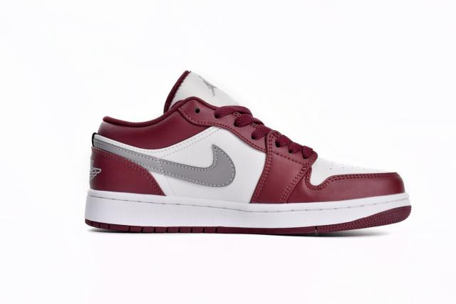 Jordαn 1's White Bordeaux 553558-615