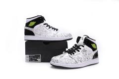Air Jordαn 1's Mid SE DIY (GS) DC4099-100