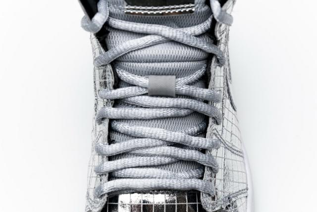Jordαn 1's Mid SE Disco Metallic Silver (W) CU9304-001