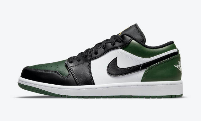 Air Jordαn 1's Green Toe 553558-371