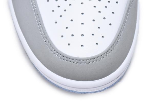 Air Jordαn 1's Mid Wolf Grey Aluminum BQ6472-105