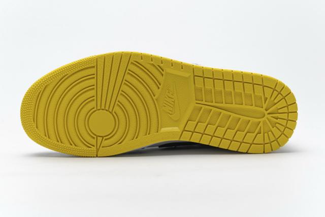 Air Jordαn 1's Mid Yellow Toe Black 852542-071