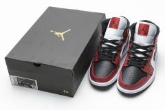Air Jordαn 1's Mid Chicago Black Toe 554725-069