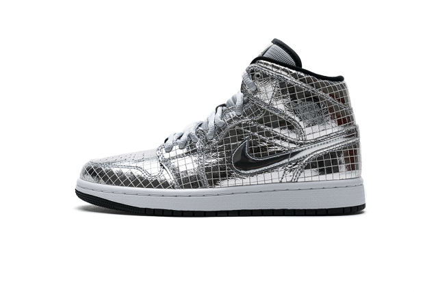 Jordαn 1's Mid SE Disco Metallic Silver (W) CU9304-001