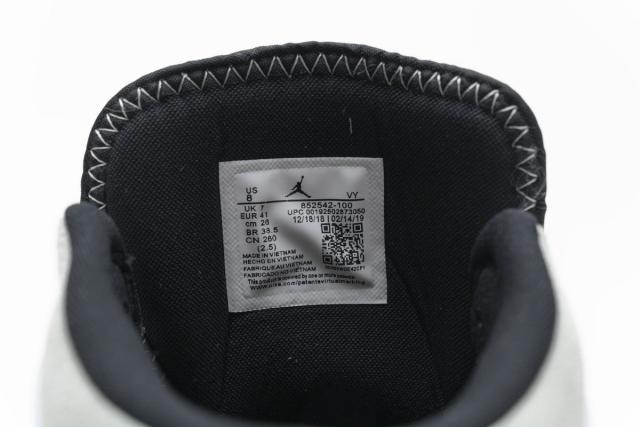 Air Jordαn 1's Mid SE Union Black Toe 852542-100