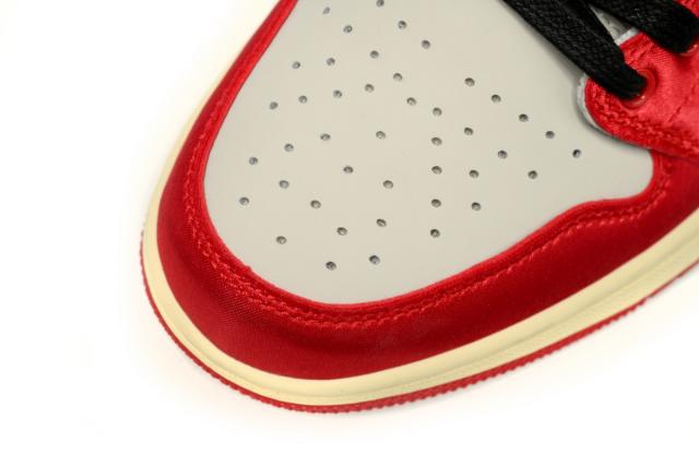 Air Jordαn 1's Low OG Trophy Room Rookie Card Away