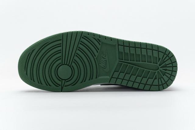 Air Jordαn 1's Pine Green 553558-301