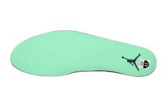 Jordαn 3's Retro Green Glow CT8532-031