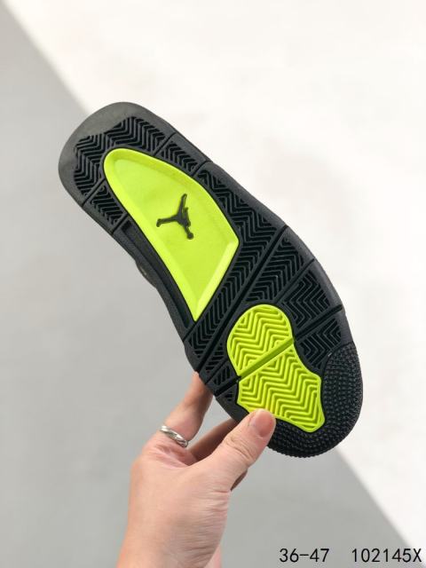 Jordαn 4's Thick Sole Air Cushion Breathable Basketball Shoes 2 colors