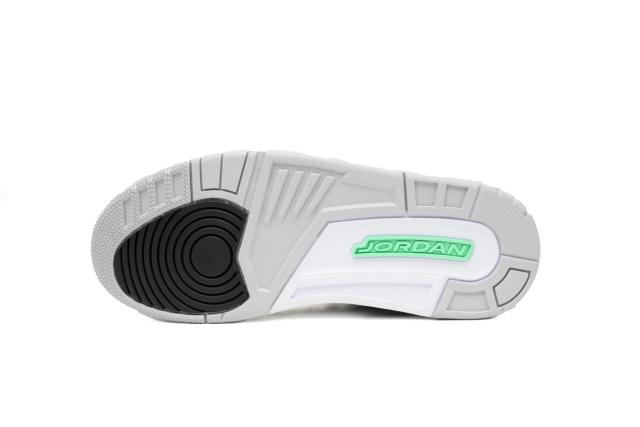 Jordαn 3's Retro Green Glow CT8532-031
