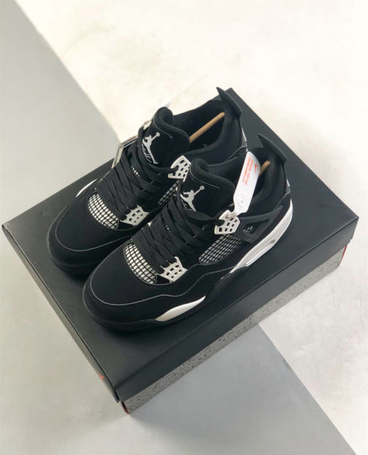 Double-color Leather Sneakers 2 colors