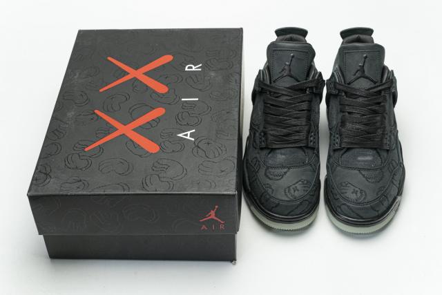 ［plus-size shoes]Air Jordαn 4's Retro Kaws Black 930155-001