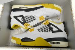 ［plus-size shoes]Air Jordαn 4's Retro Vivid Sulfur AQ9129-101