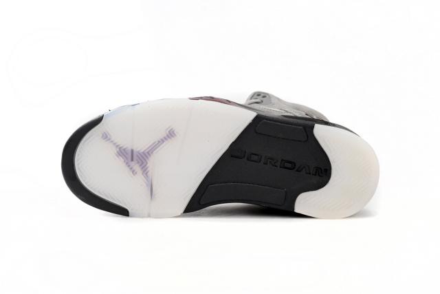 A Ma Maniére x Air Jordαn 5's Light Bone FD1330-006
