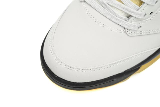Air Jordαn 5's Retro A Ma Maniére Dawn FZ5758-004