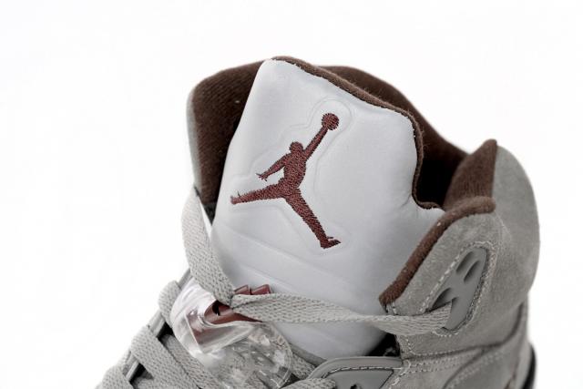 A Ma Maniére x Air Jordαn 5's Light Bone FD1330-006