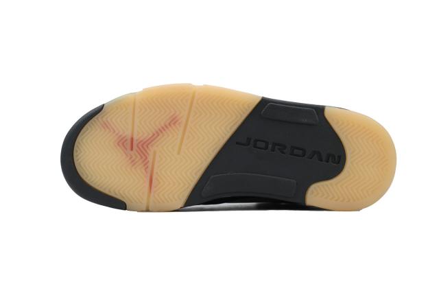 Air Jordαn 5's Retro GORE-TEX 'Off-Noir' DR0092-001