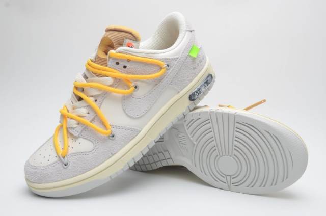 SB DUNK x REVERSE PANDA