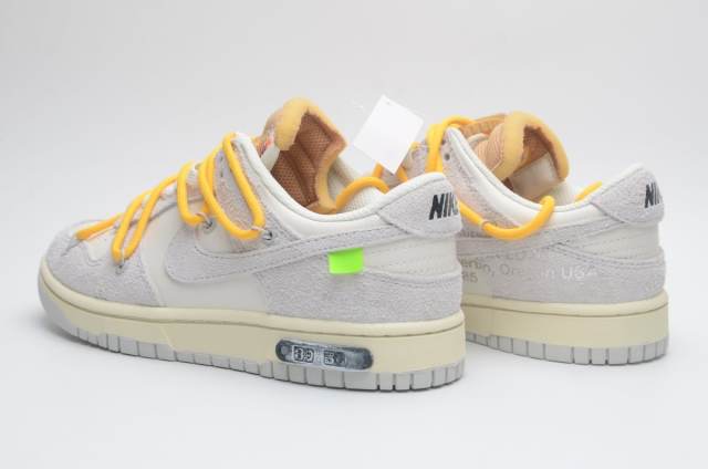 SB DUNK x REVERSE PANDA
