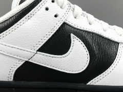 SB DUNK x REVERSE PANDA