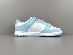 SB DUNK x CLEAR AQUA