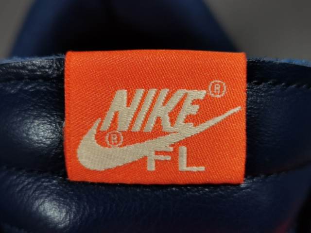 SB DUNK x OFF-WHITE FUTURA SYRACUSE