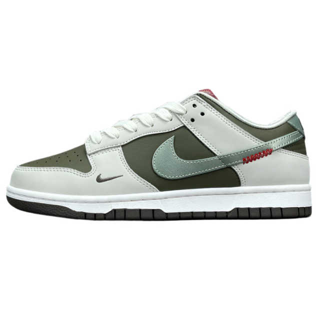 SB DUNK LOW x YEAR OF THE SNAKE
