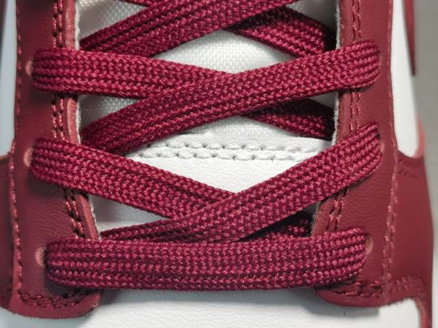 SB DUNK x BORDEAUX